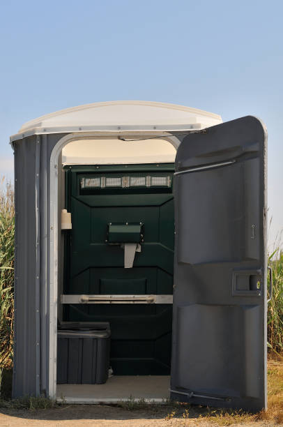 Best Luxury portable toilet rental  in Inkster, MI
